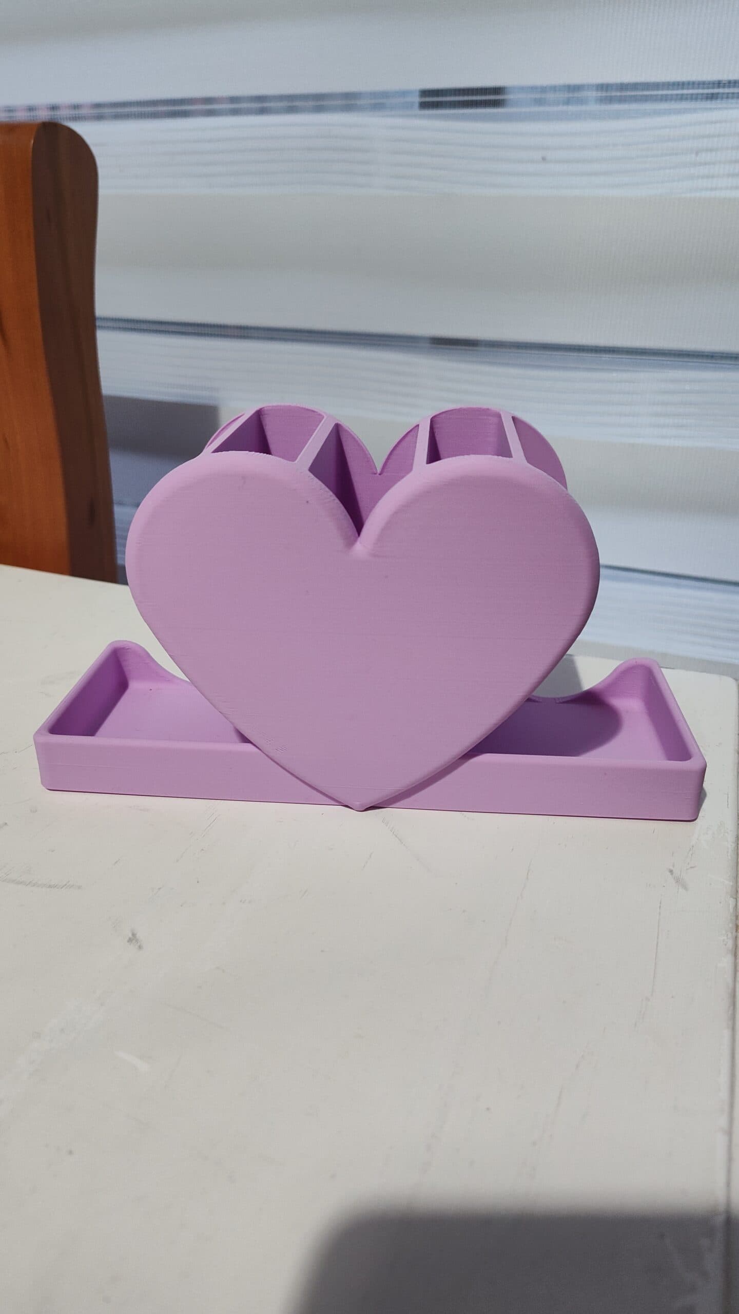 Organizador corazón para brochas y lápices